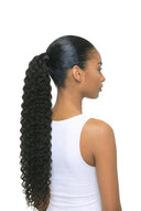 Tiefgewellter Kora Wrap-Pferdeschwanz von Kora Strand, der die Haartextur und Länge zeigt