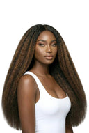 Diskretes Detail zum Nano-Spitzen-Aufsatz der Kinky Straight StrandBond Nano-Tip Extensions von Kora Strand