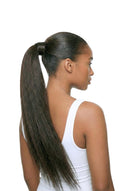 Yaki Straight Kora Umwickel-Pferdeschwanz, der die Haartextur und Länge von Kora Strand zeigt
